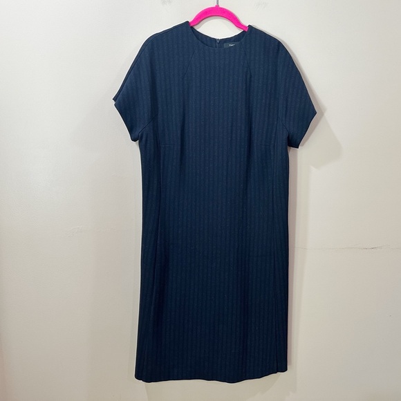 Theory Shift Dress Women L Blue Navy Striped Short Sleeve Mock Neck Classic - Picture 2 of 8